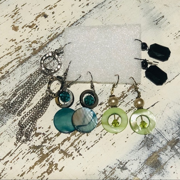 21 pieces Bracelets and Earrings combinations - Picture 6 of 7